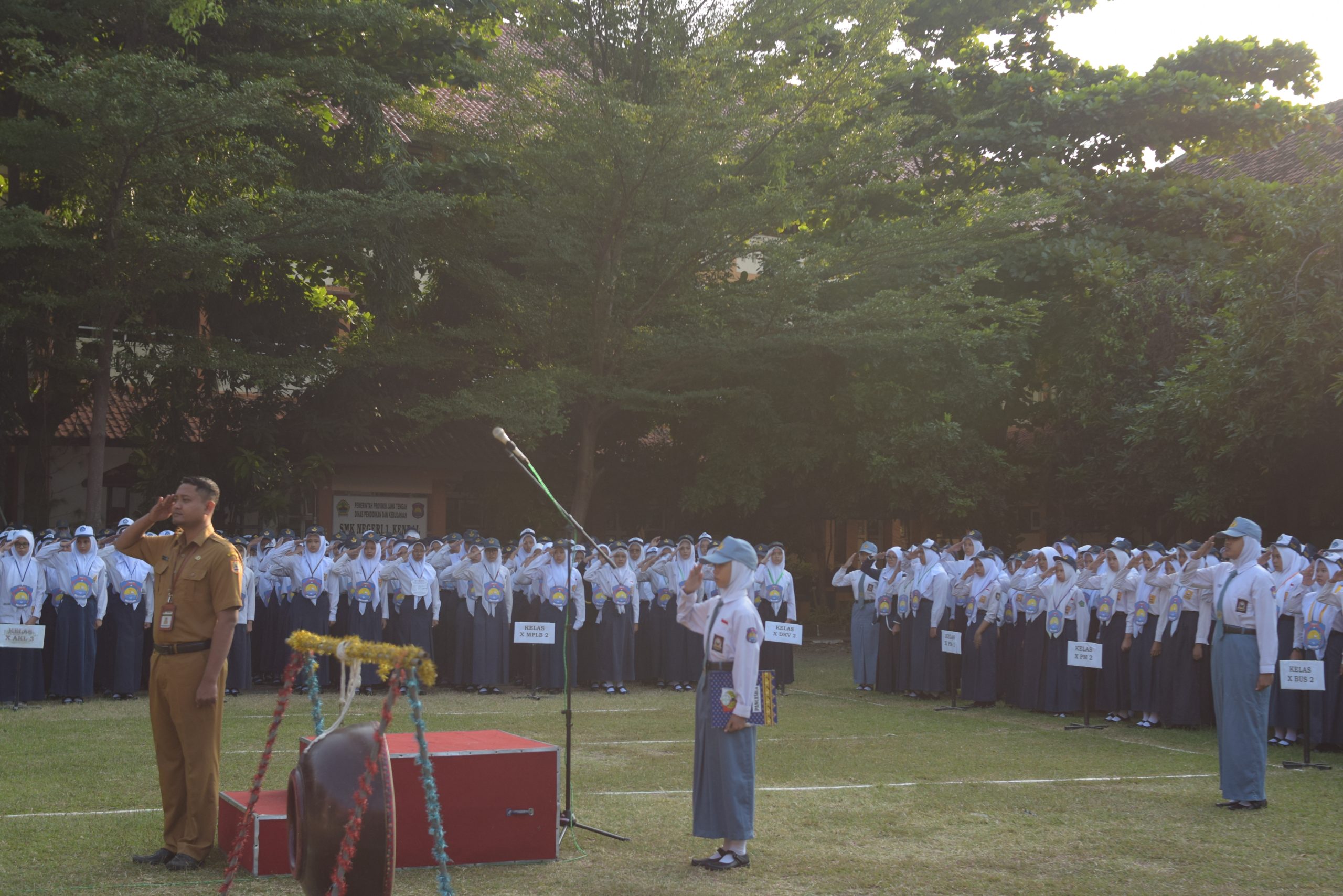 UPACARA PEMBUKAAN MPLS 2024/2025 DI SMK NEGERI 1 KENDAL