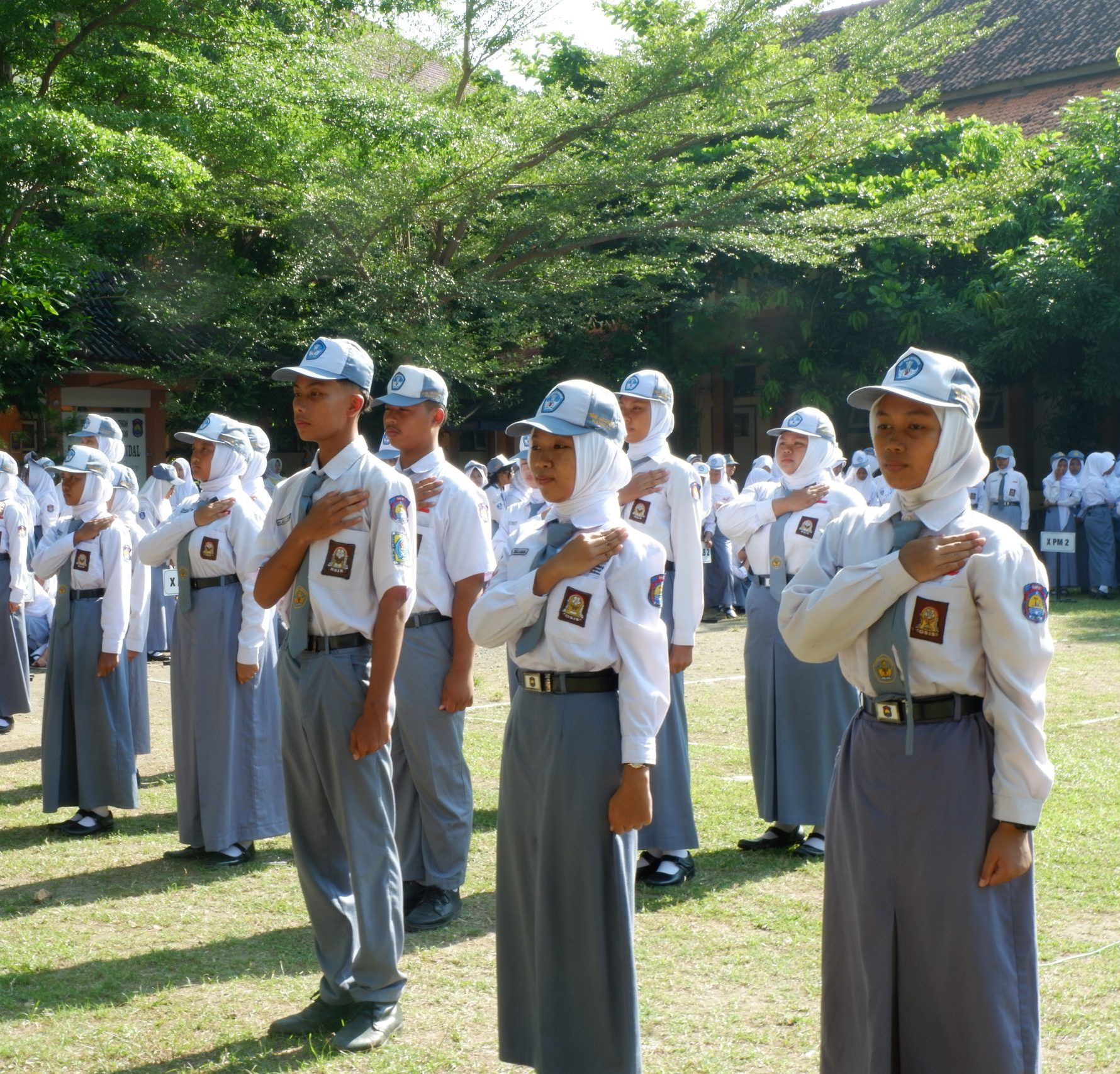 Pelantikan Ketua dan Pengurus OSIS SMK Negeri 1 Kendal Periode 2025/2026
